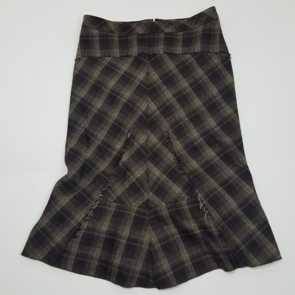 BCBGMaxAzria Dresses & Skirts - BCBGMAXAZRIA Skirt size 0